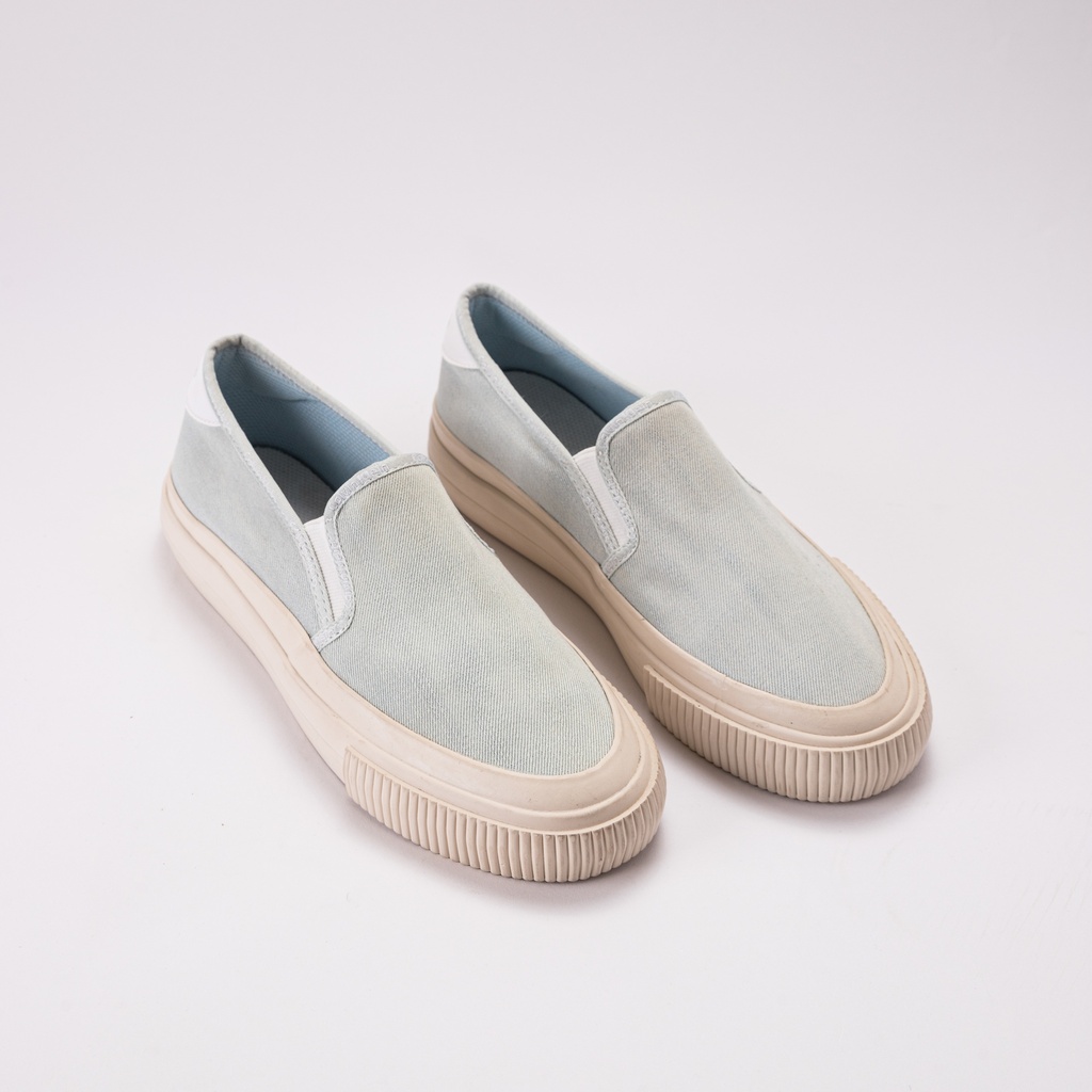 Slip on espadrilles 